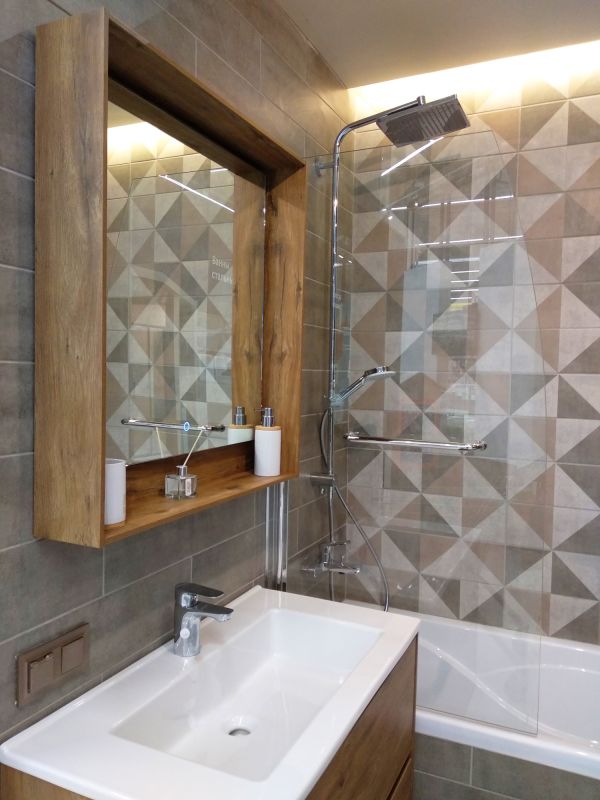 Elegant Tile and Fixtures